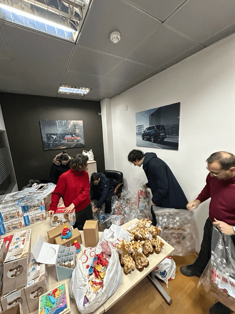 Novogodišnji paketići 2025 - pregled slike 4