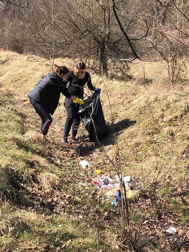 Trashtag izazov: Čišćenje izletišta Stojčevac - pregled slike 2